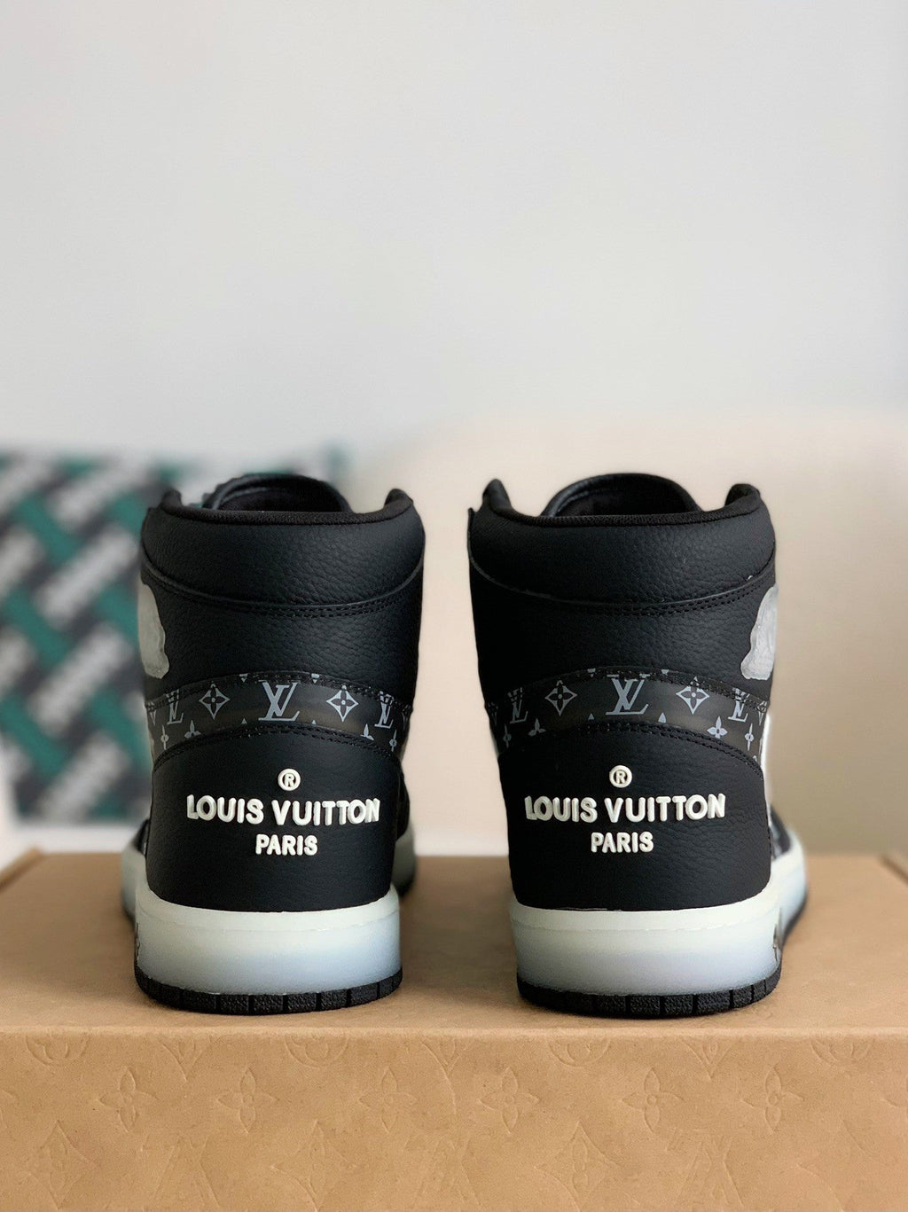 Nike Air Jordan 1 x LV - Triple Black Monogram Edition