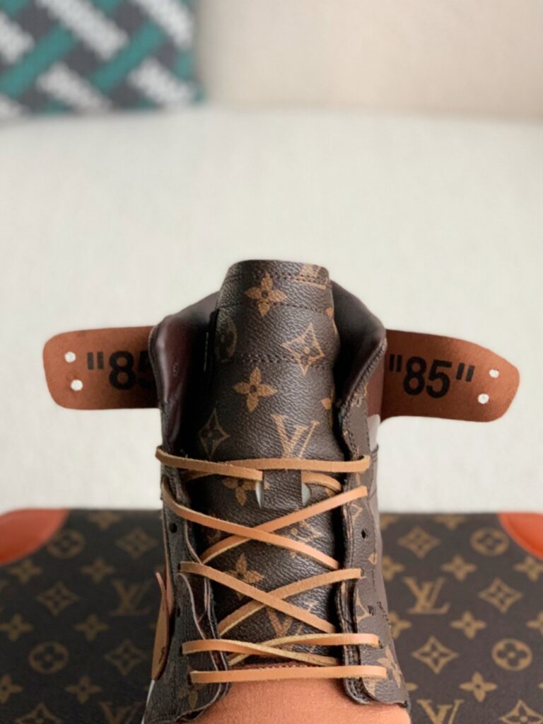 Nike Air Jordan 1 x LV  Sneaker High-tops