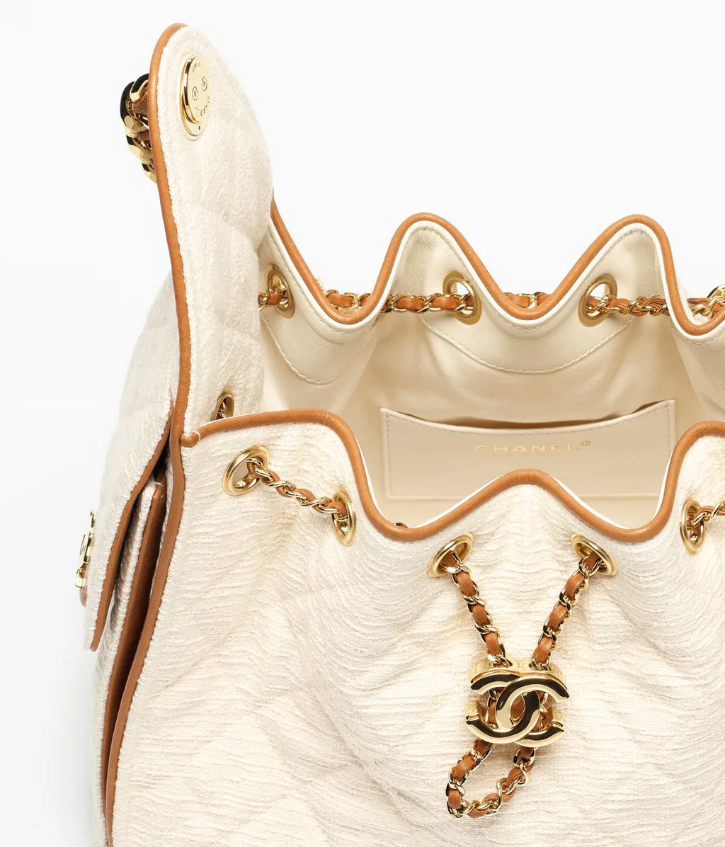 CHANEL 25 Small Handbag