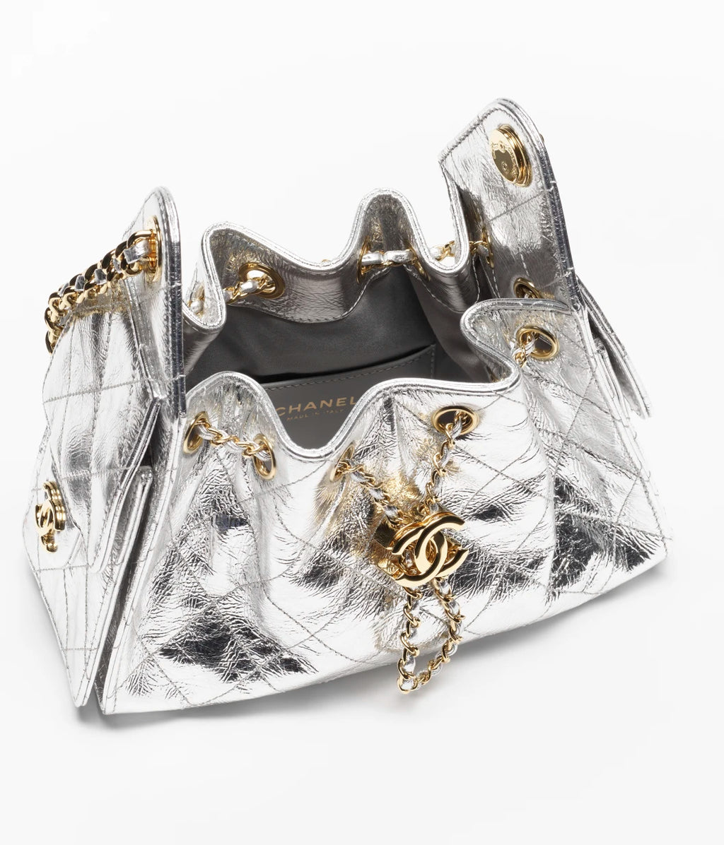 CHANEL 25 Small Handbag