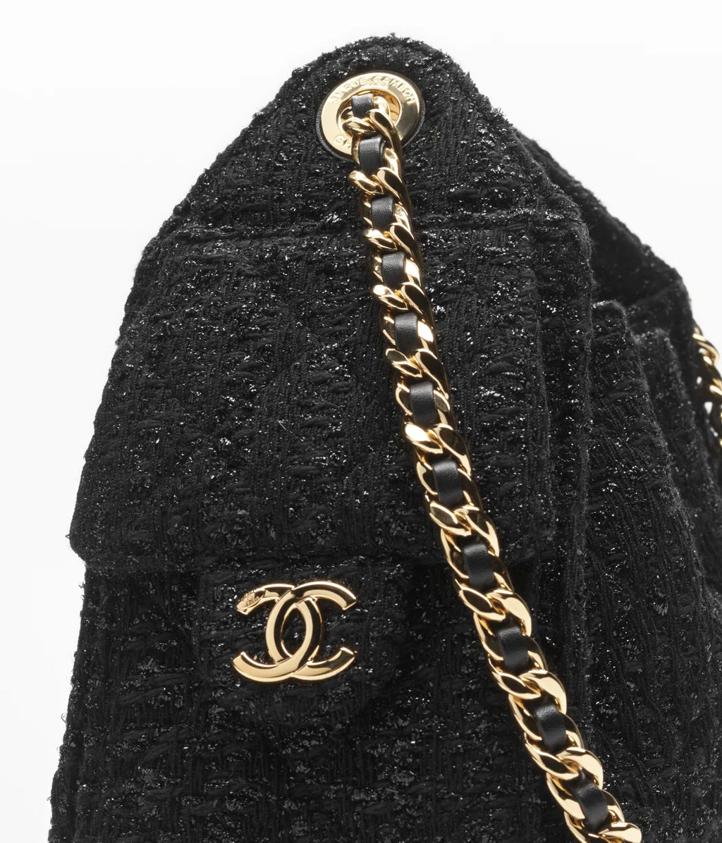 CHANEL 25 Small Handbag
