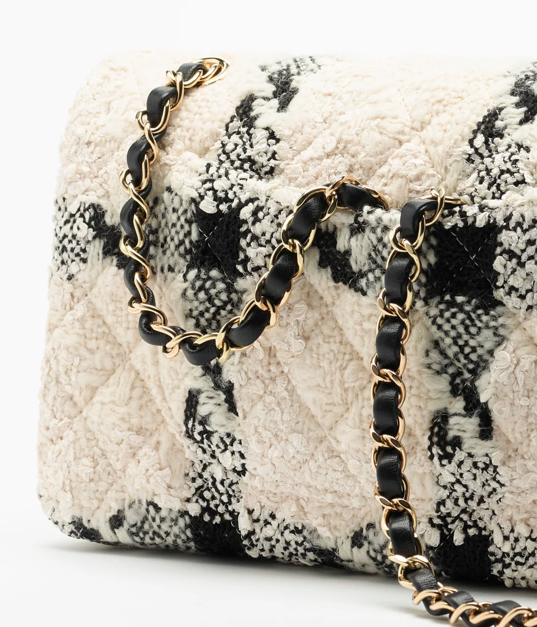 Classic 11.12 Handbag