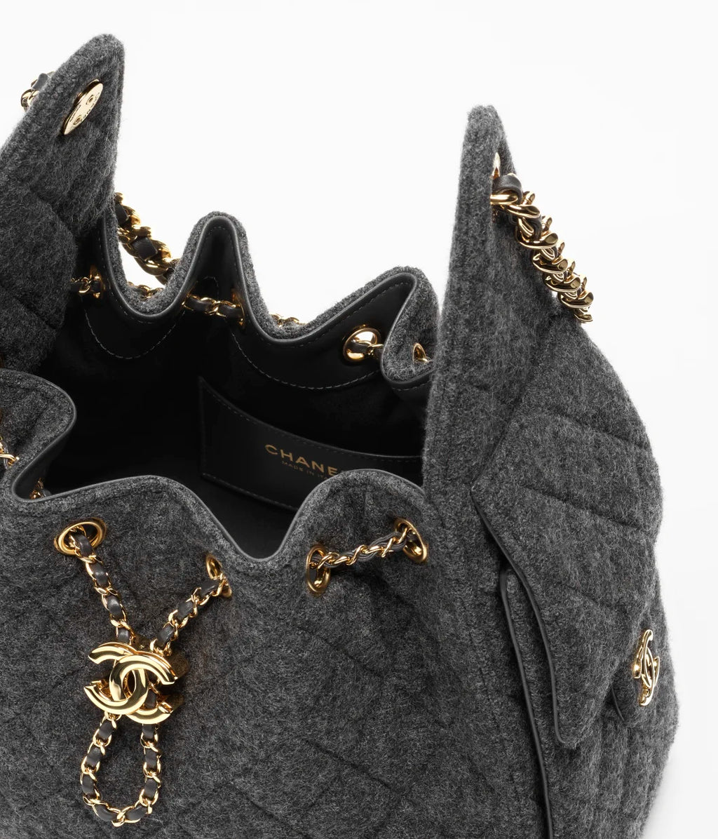 CHANEL 25 Small Handbag