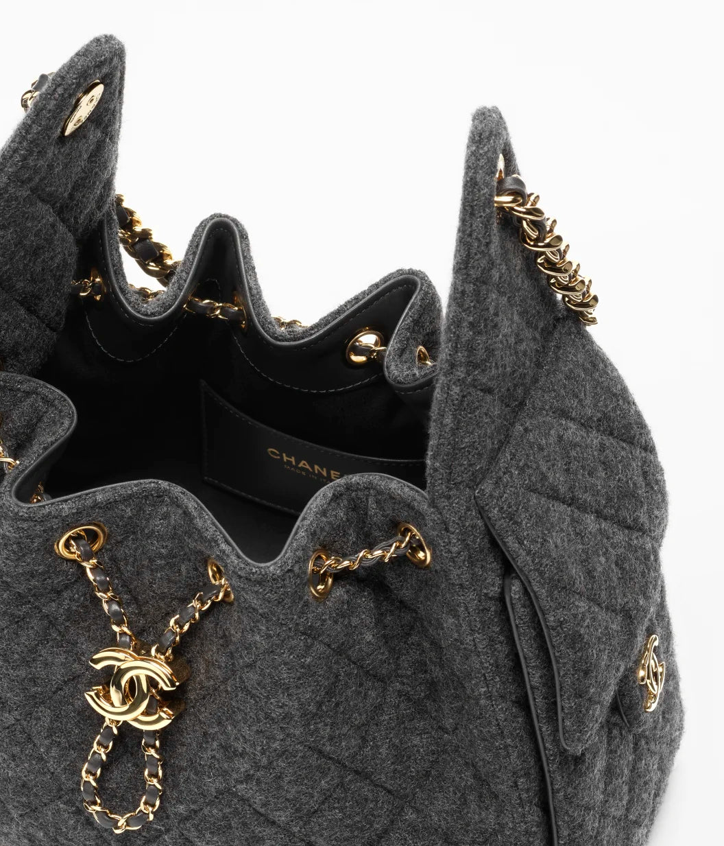 CHANEL 25 Small Handbag