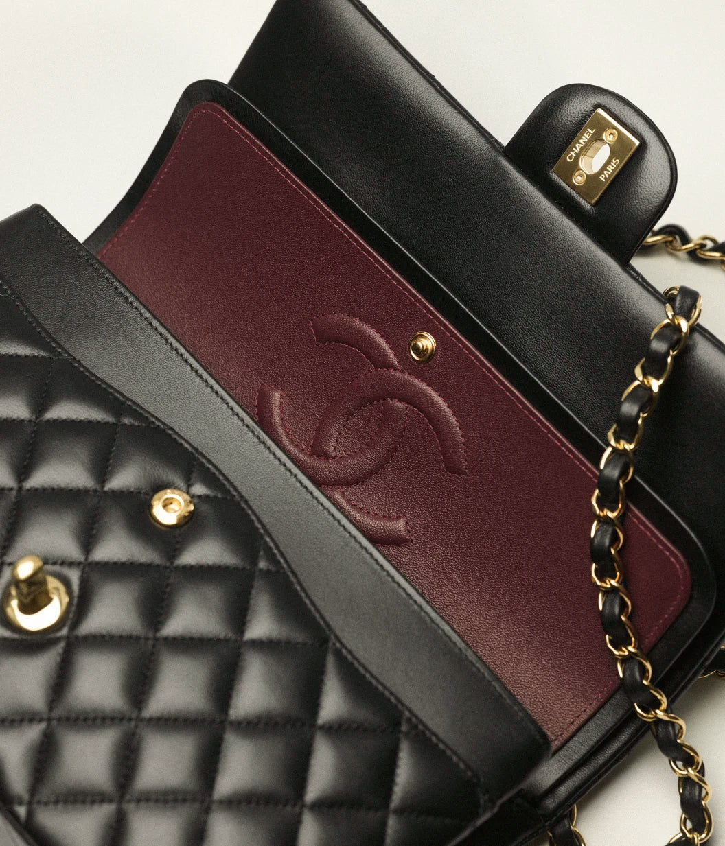 Classic 11.12 Handbag