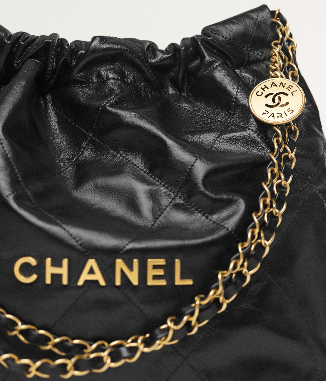 CHANEL 22 Small Handbag