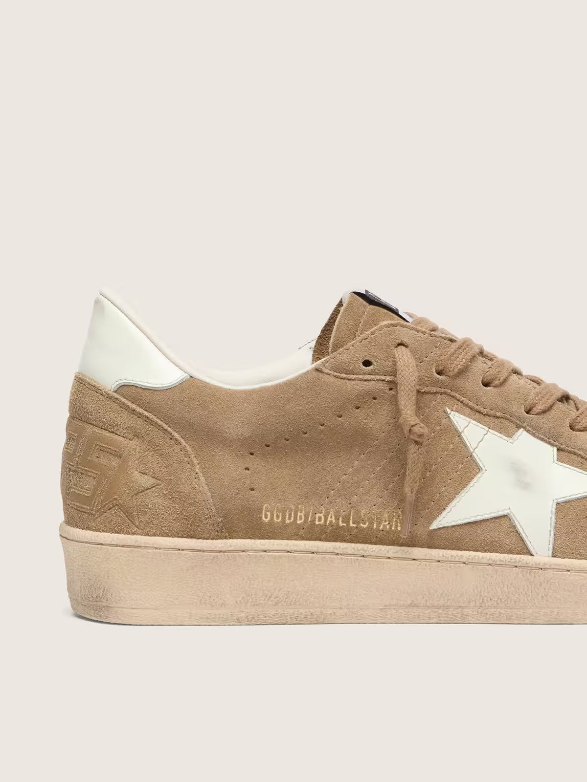 Golden Goose Ball Star in brown suede with white leather star