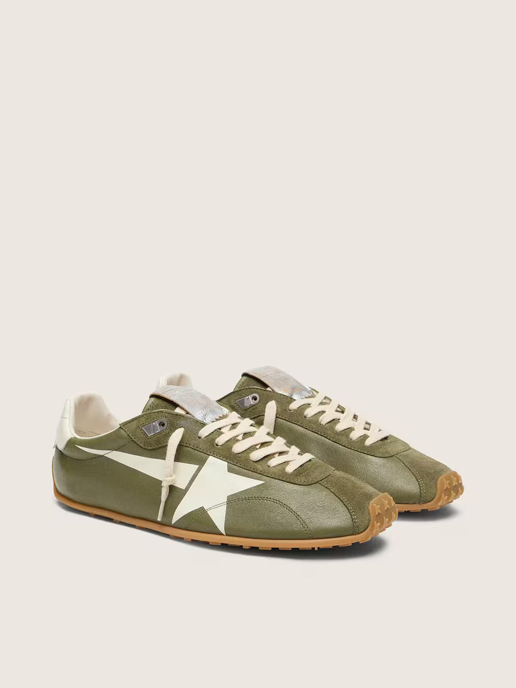 Golden Goose Marathon Speed in olive-green leather with cream star
