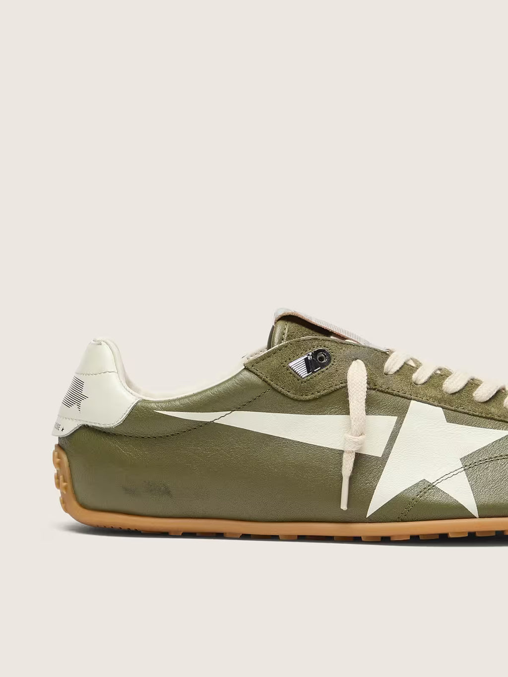 Golden Goose Marathon Speed in olive-green leather with cream star
