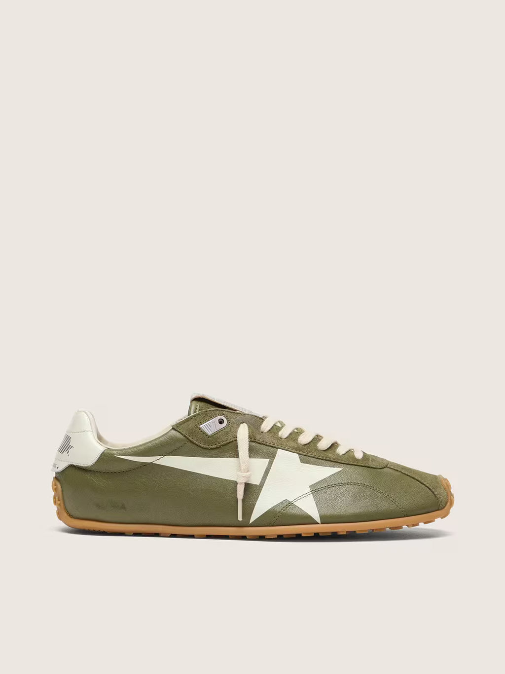 Golden Goose Marathon Speed in olive-green leather with cream star