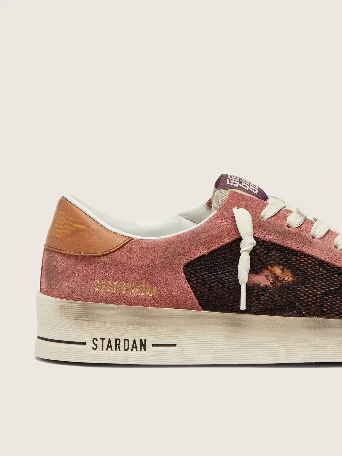 Golden Goose Stardan in pink suede with beige star