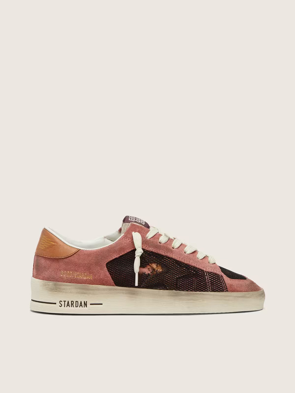 Golden Goose Stardan in pink suede with beige star