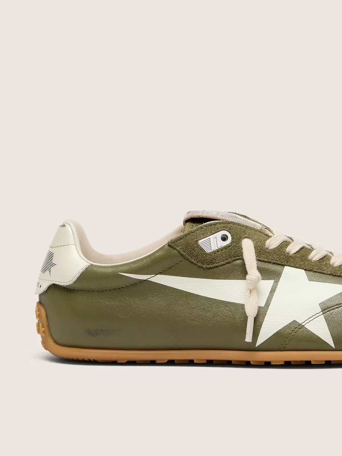 Golden Goose Marathon Speed in olive-green leather with cream star