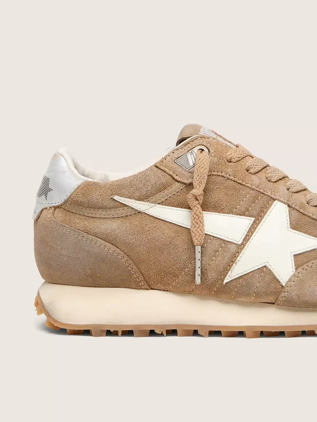 Golden Goose Marathon in tobacco suede with white star