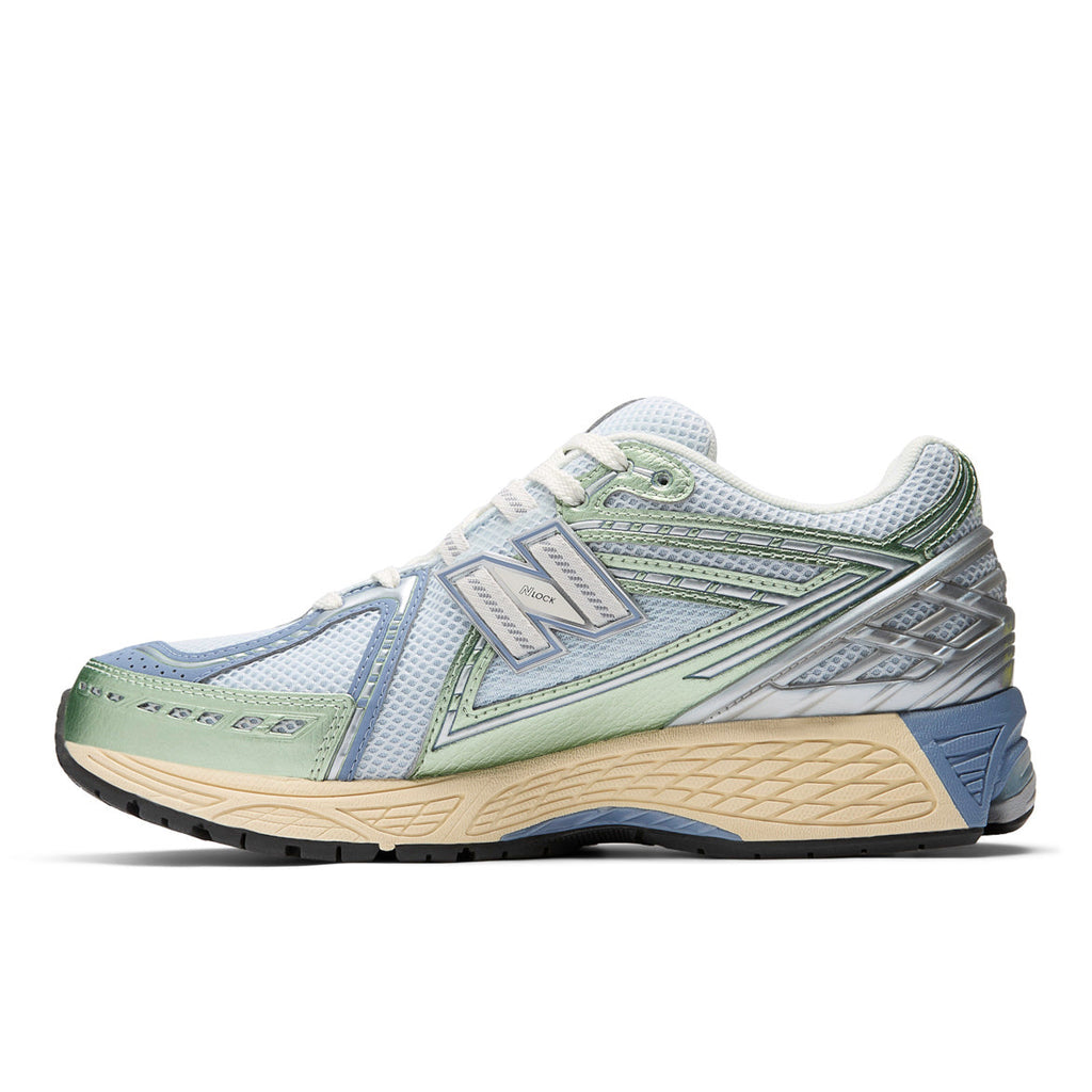 1906R - ICE BLUE / MELON WATER
