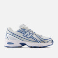 740 - WHITE / ICE BLUE