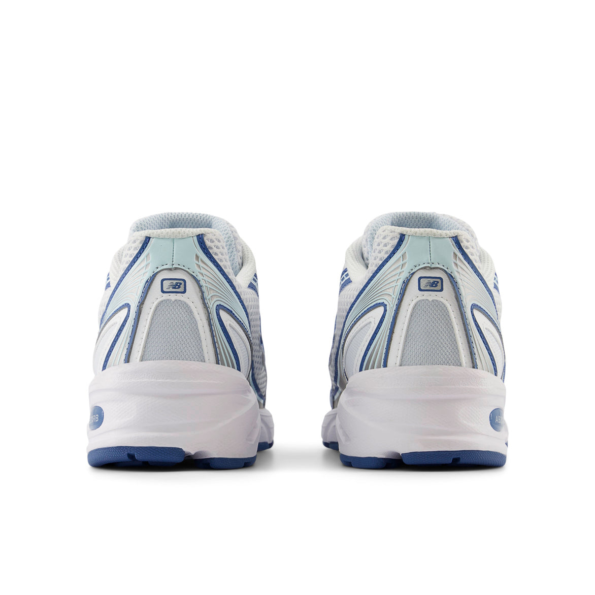 740 - WHITE / ICE BLUE