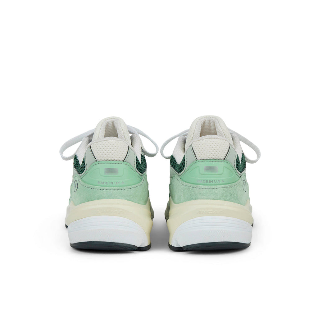 990V6 MADE IN USA "AVOCADO / NATURAL MINT"