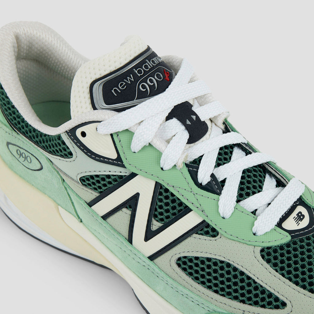 990V6 MADE IN USA "AVOCADO / NATURAL MINT"