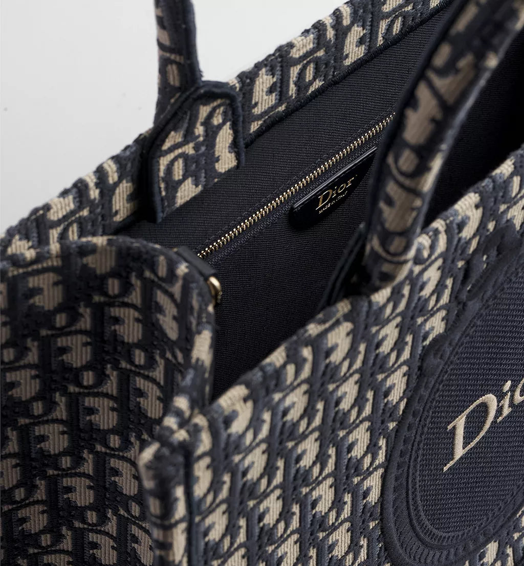 Medium Dior Book Tote with Strap Blue Dior Oblique Jacquard and Embroidered Dior Médaillon