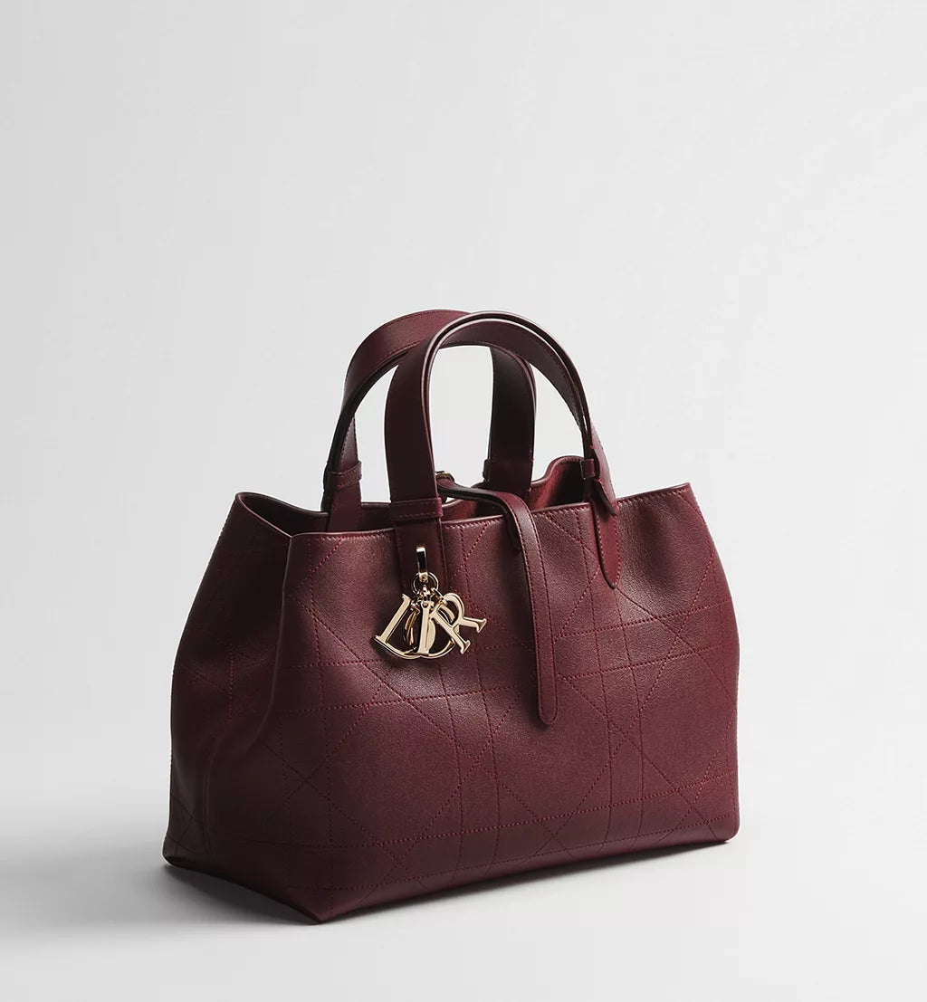 Medium Dior Toujours Bag Hermitage Red Flat Macrocannage Calfskin