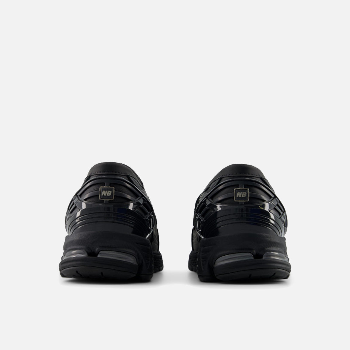 1906L - BLACK / ANGORA