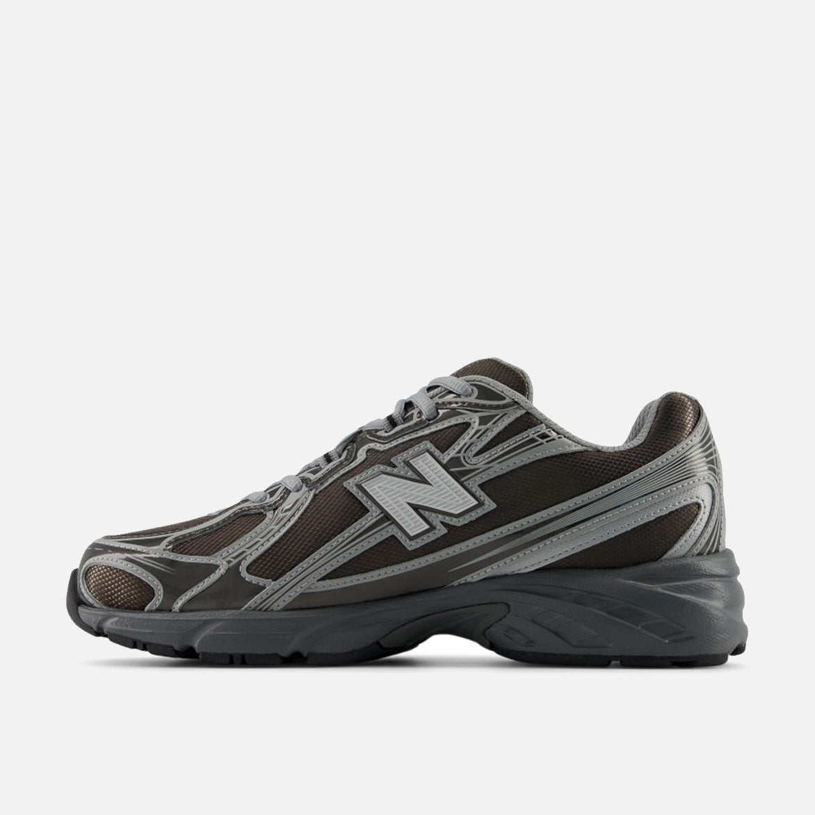 740 - BLACK METALLIC / CASTLEROCK