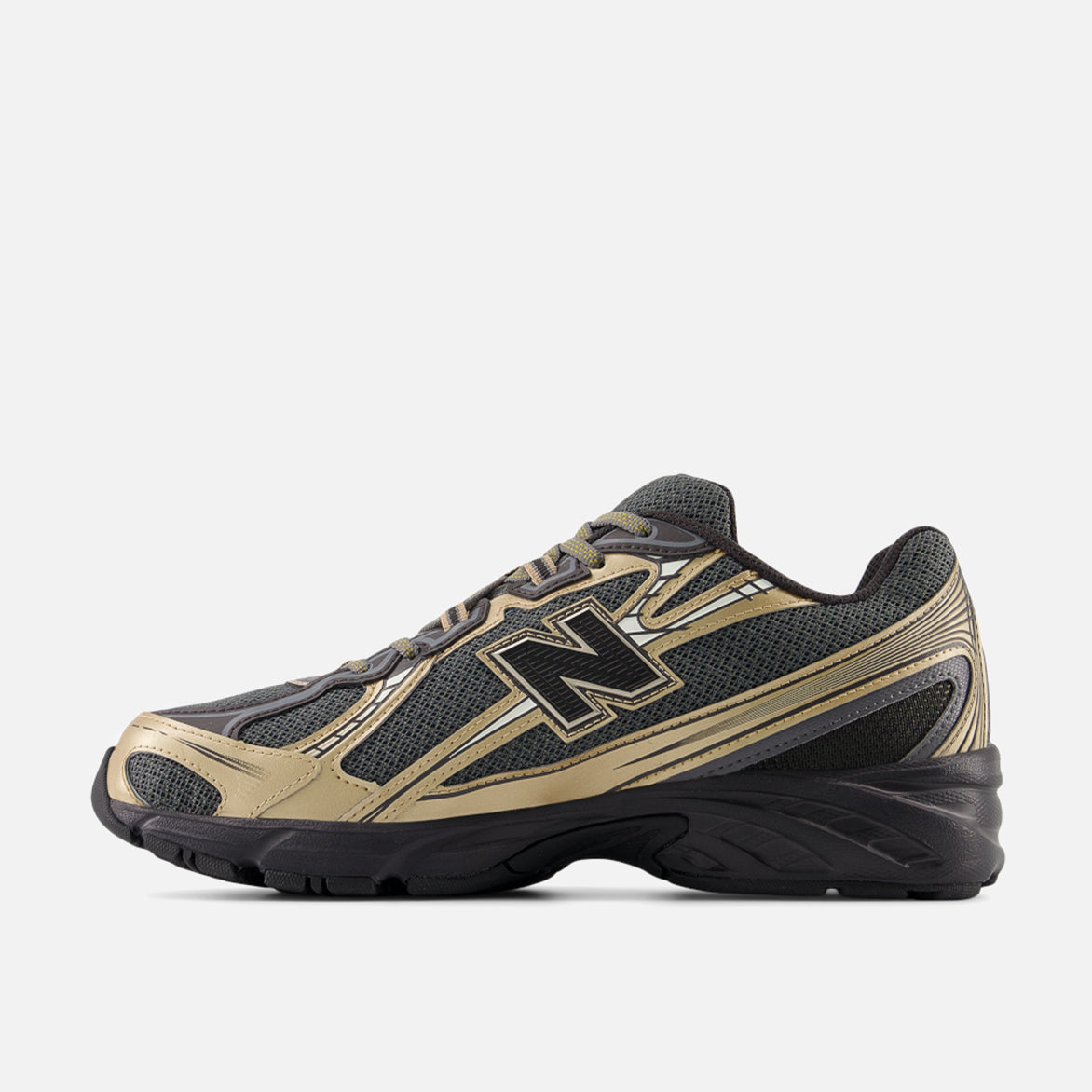740 - BLACK / BLACK CEMENT / CASTLEROCK