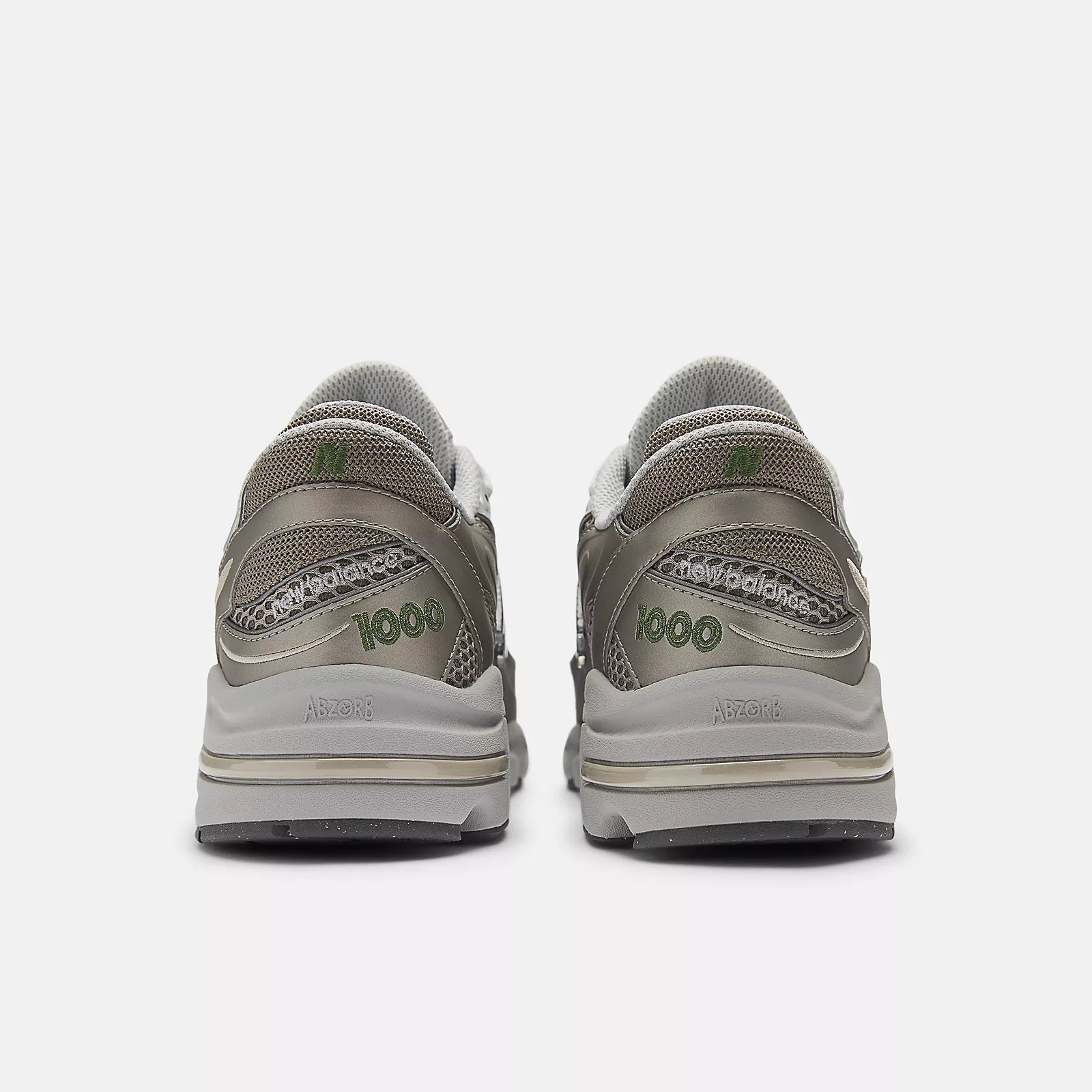 1000 - ARID STONE / LIGHT SILVER METALLIC