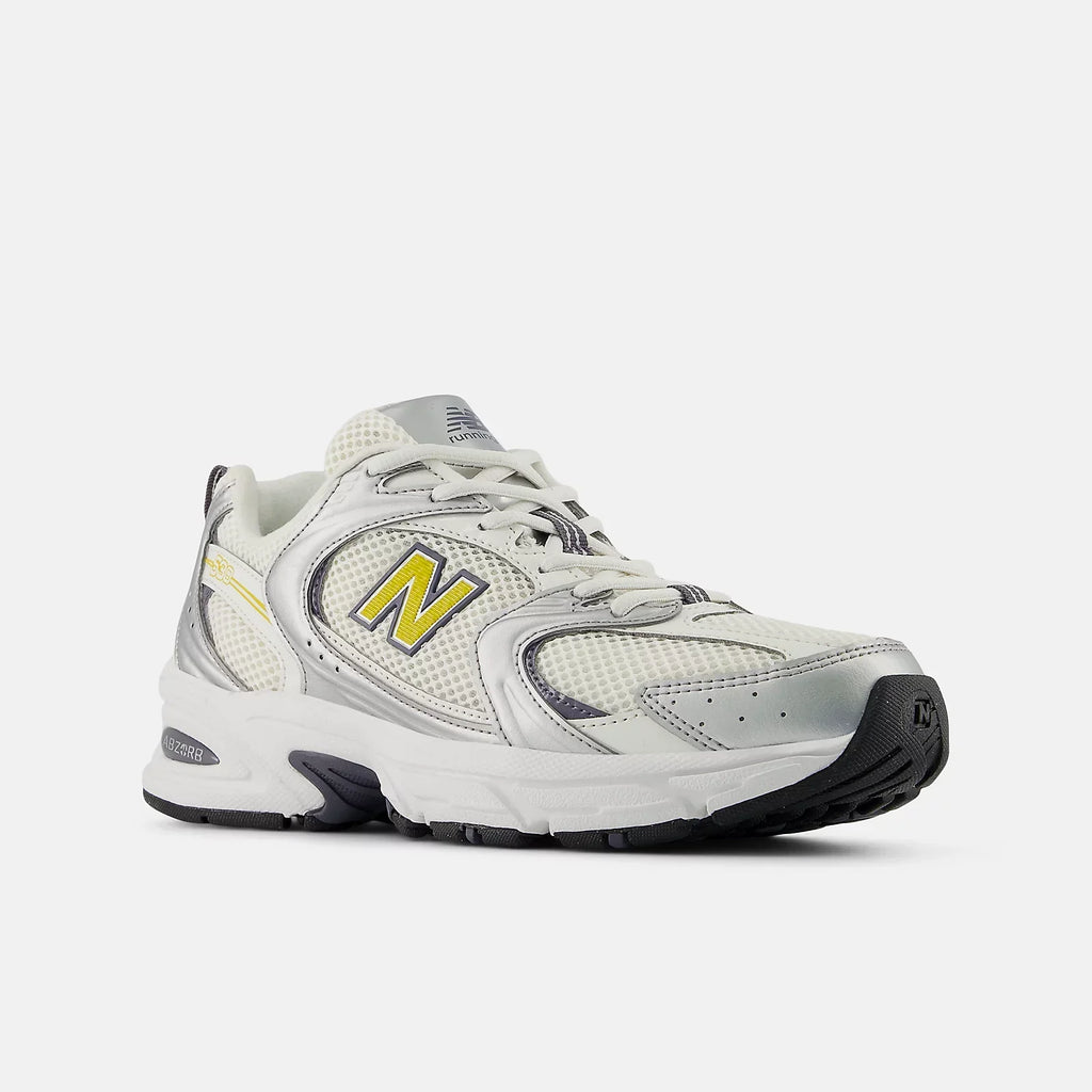 New Balance 530 SILVER METALLIC with SEA SALT and APOLLO GOLD