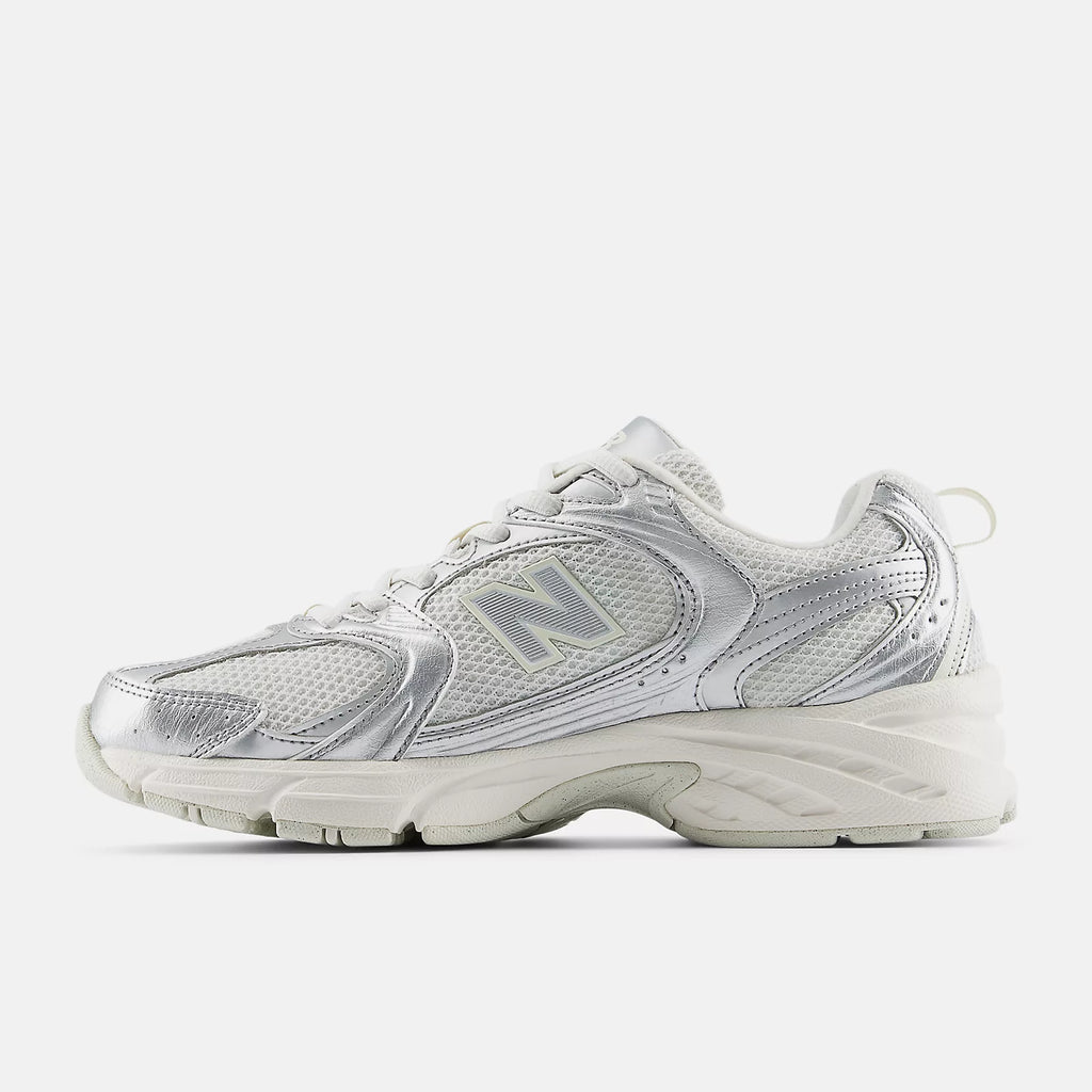 New Balance 530 SILVER METALLIC with REFLECTION
