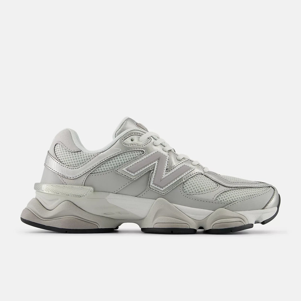 New Balance 9060 RAINCLOUD with TRUFFLE SALT