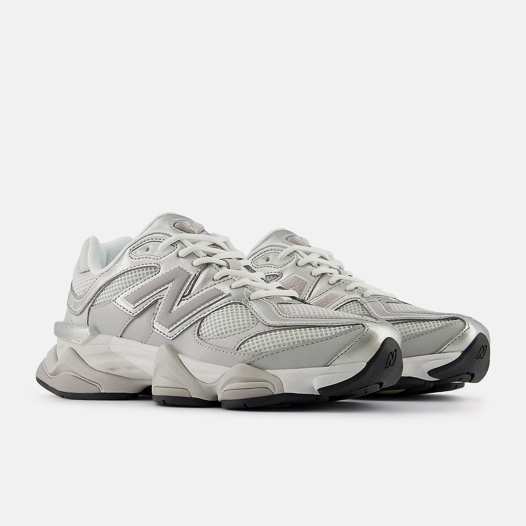 New Balance 9060 RAINCLOUD with TRUFFLE SALT