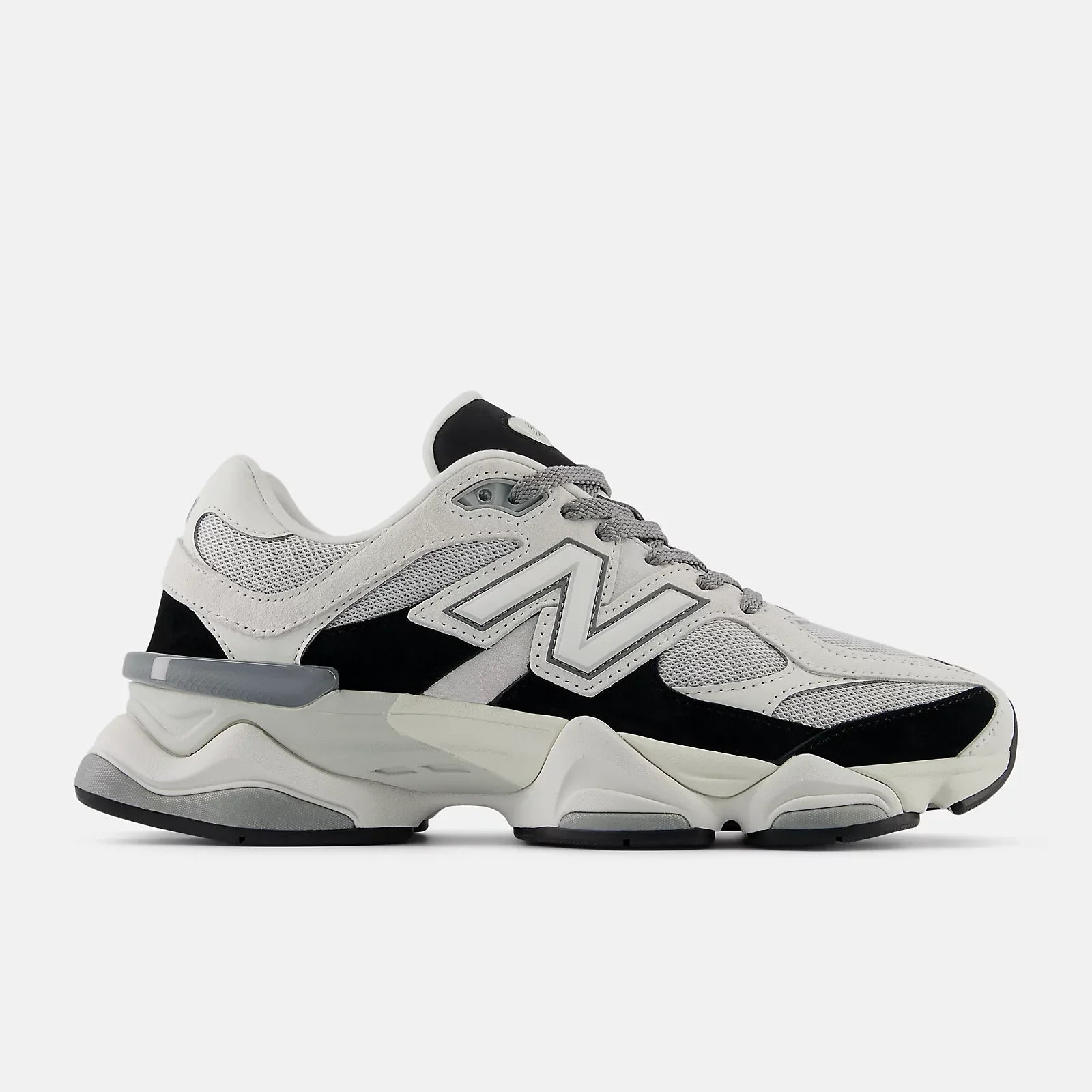 New Balance 9060 BLACK with REFLECTION