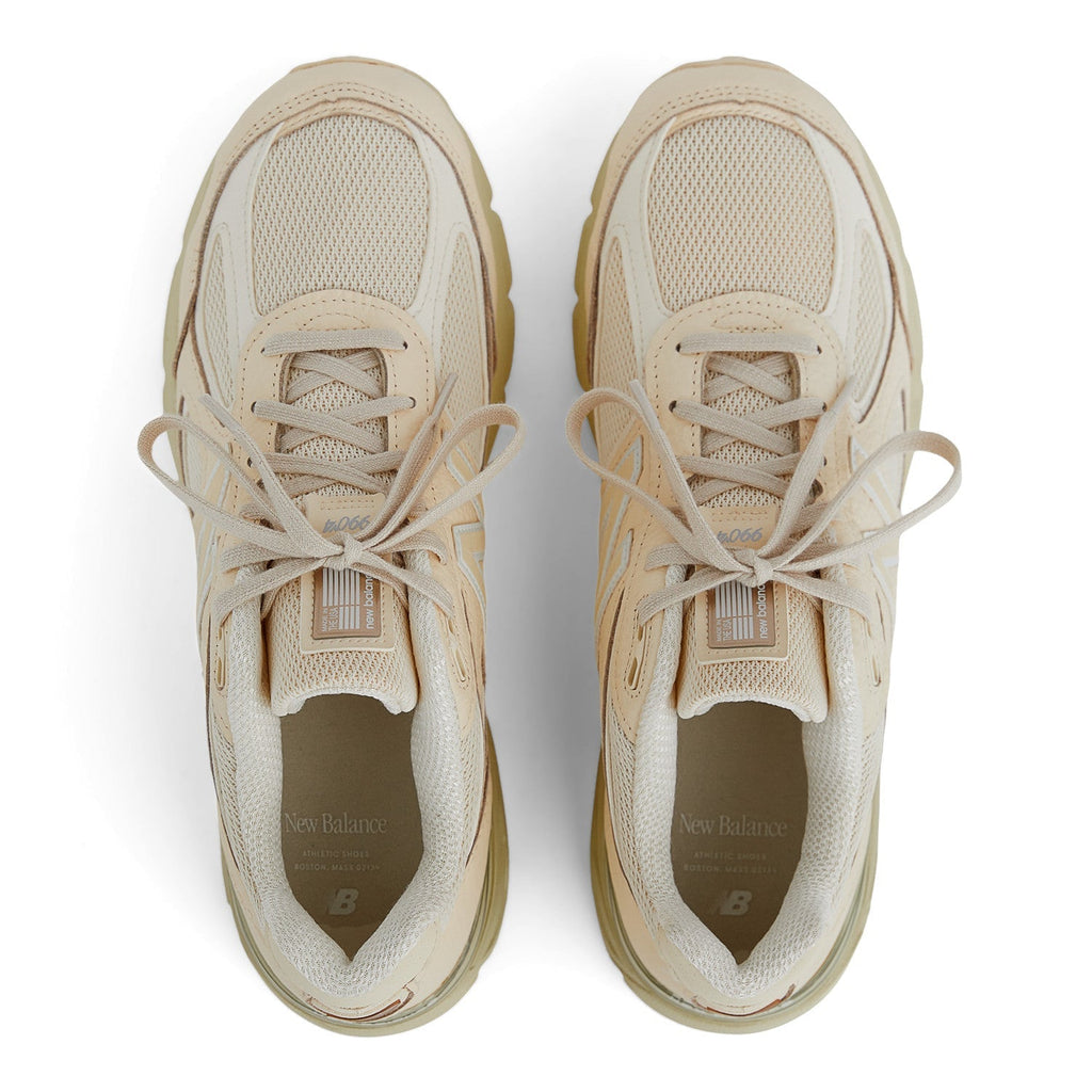 990V4 MADE IN USA "MACADAMIA NUT"
